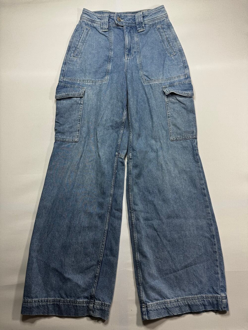 Forever 21 Women's Baggy Wide Leg Cargo Blue Jeans - Size 24x31*